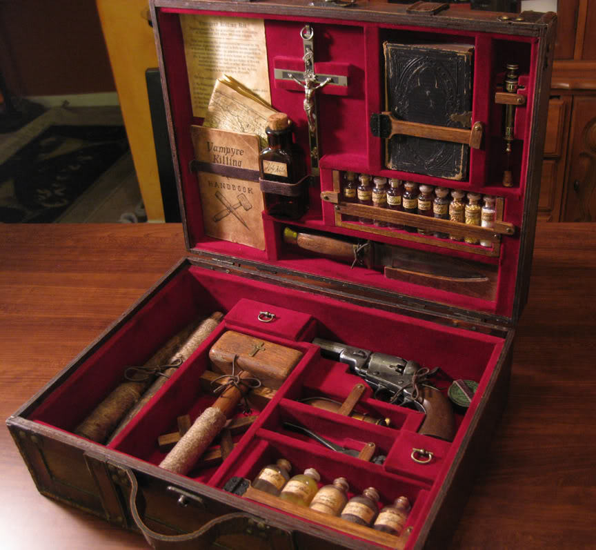 6 Reasons Why You Shouldnt Buy An ‘antique Vampire Killing Kit Vamped 